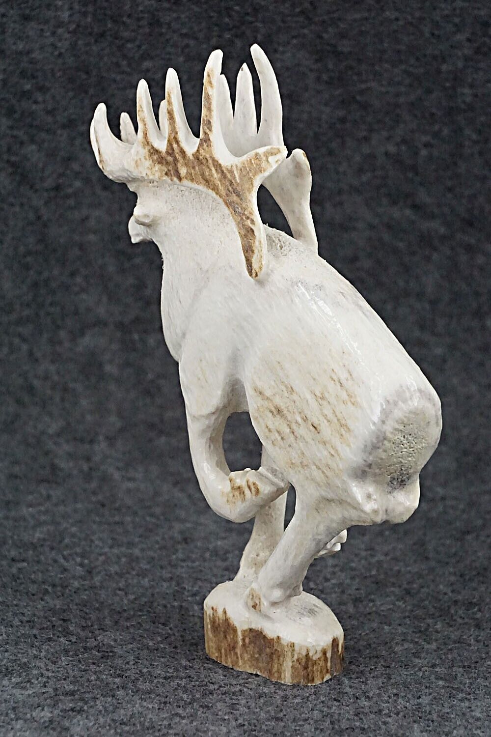 Elk Zuni Fetish Carving - Maxx Laate
