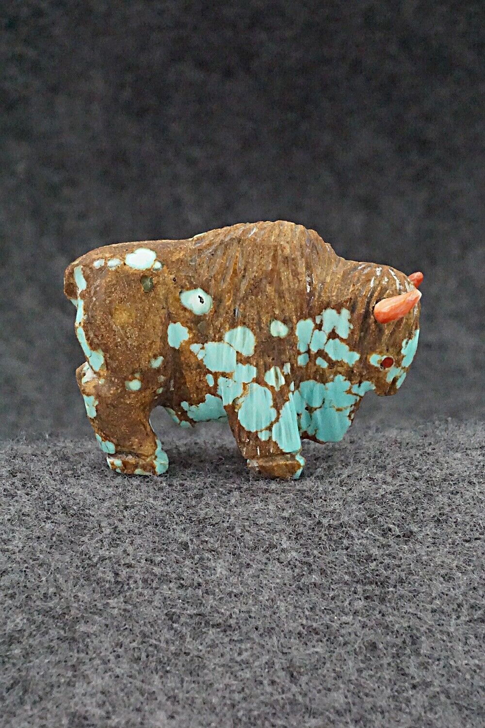 Buffalo Zuni Fetish Carving - Andres Quandelacy