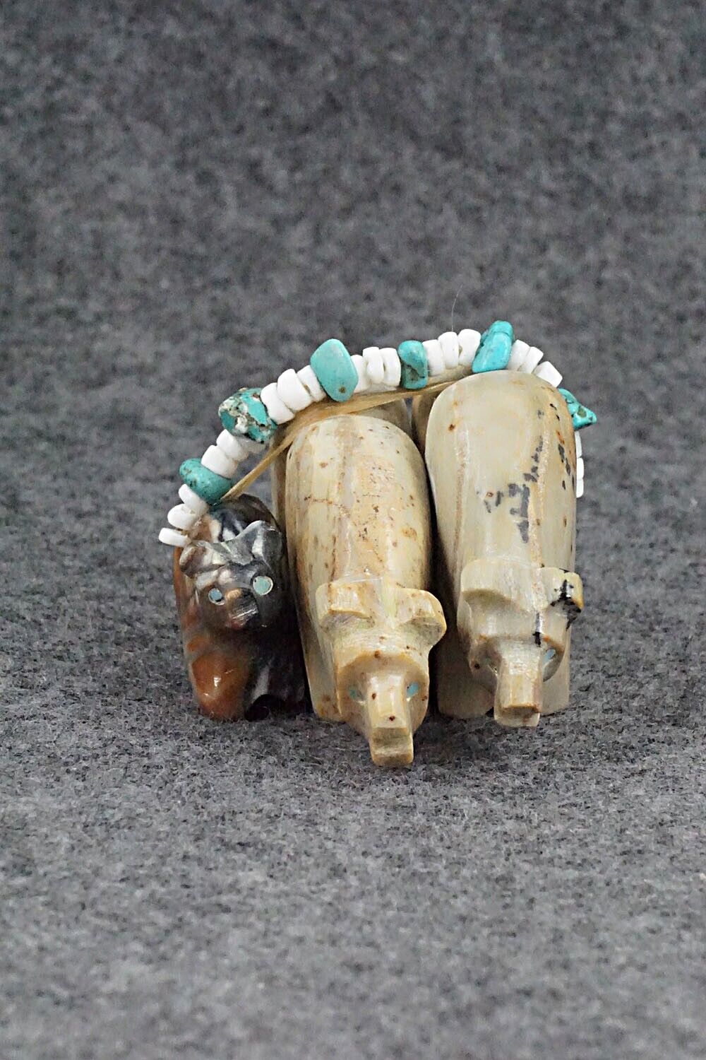 Bear Family Zuni Fetish Carving - Tim Lementino