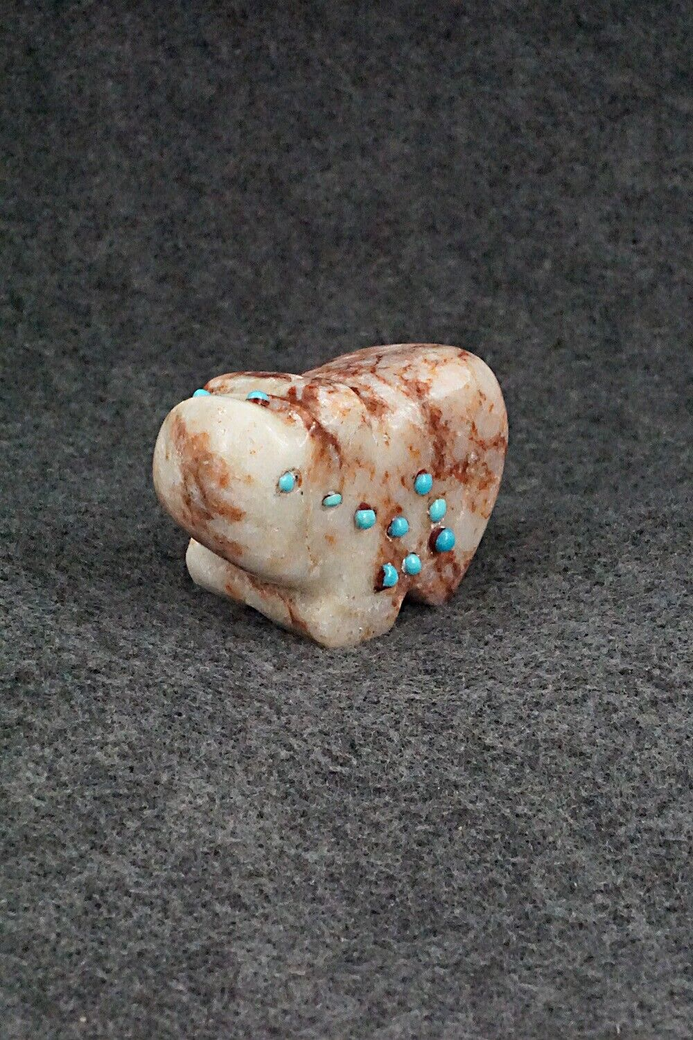 Bear Zuni Fetish Carving - James Panteah