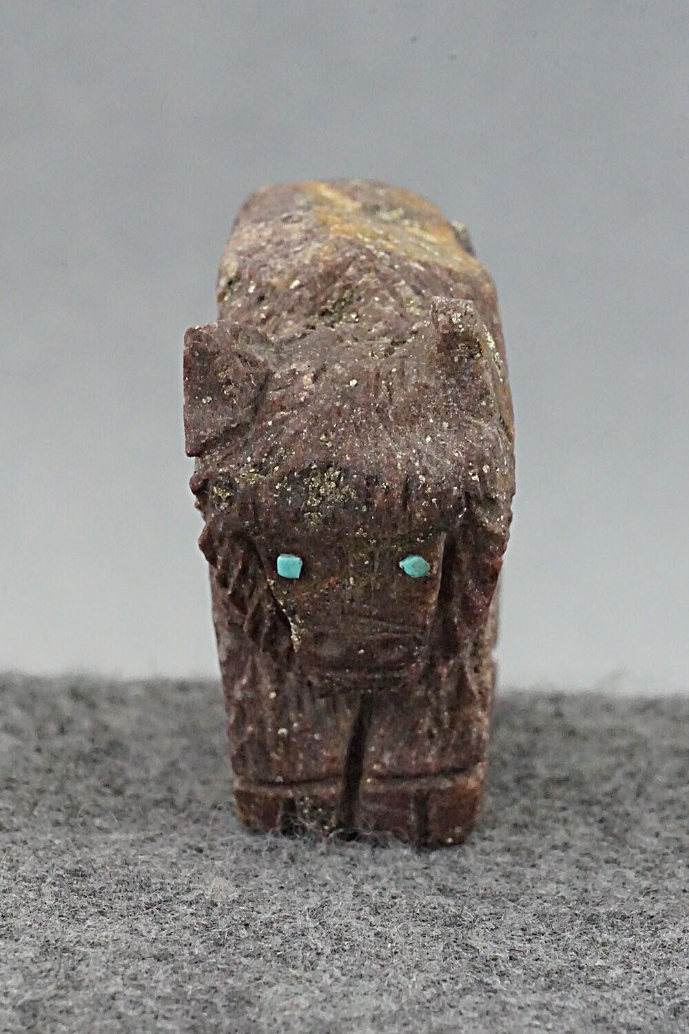Buffalo Zuni Fetish Carving - Jon Quam