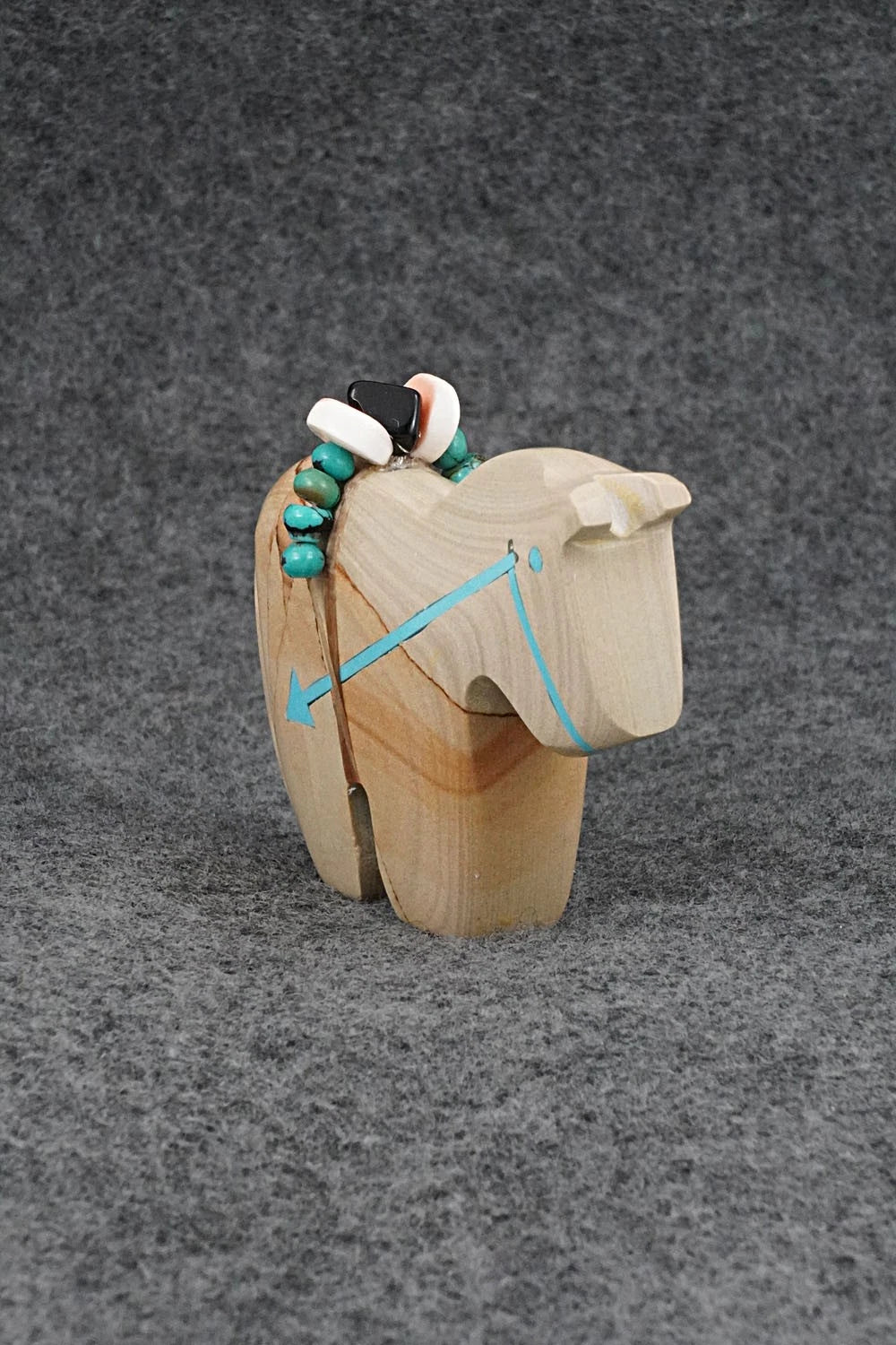 Horse Zuni Fetish Carving - Bernard Laiwekete