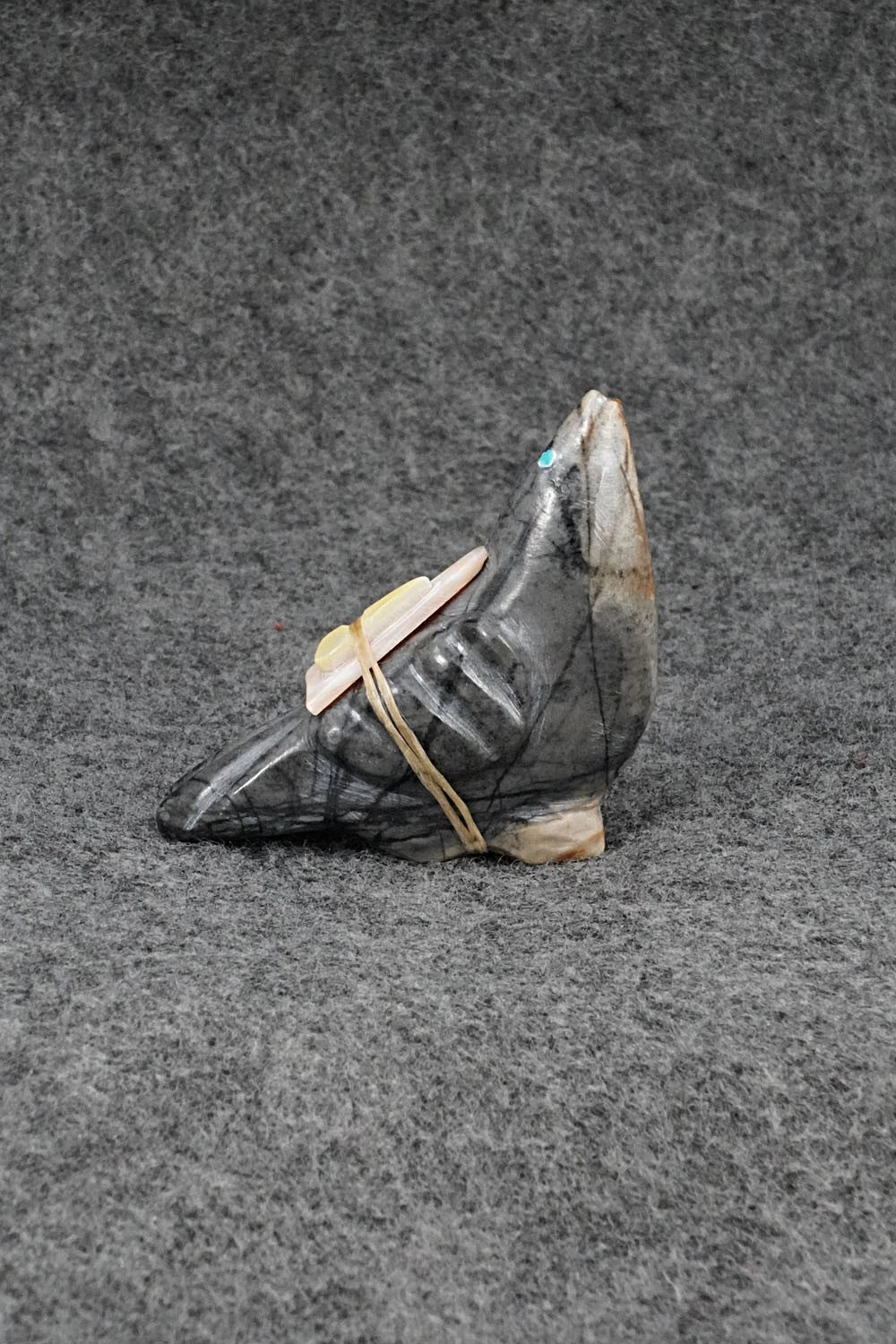 Bird Zuni Fetish Carving - Delvin Leekya