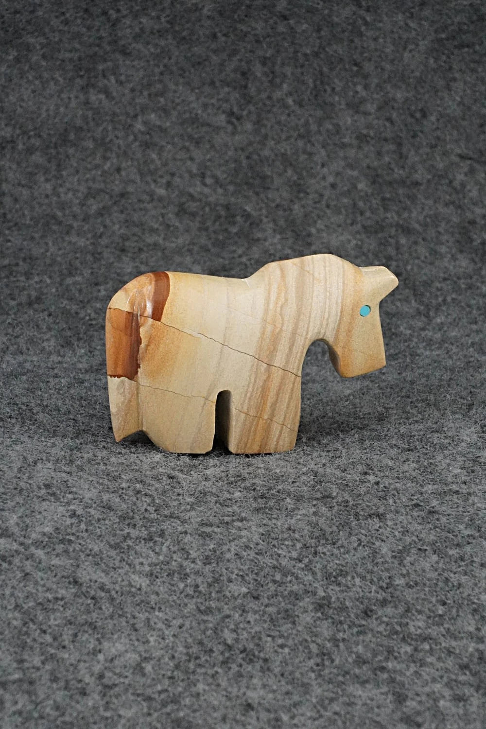 Horse Zuni Fetish Carving - Bernard Laiwakete