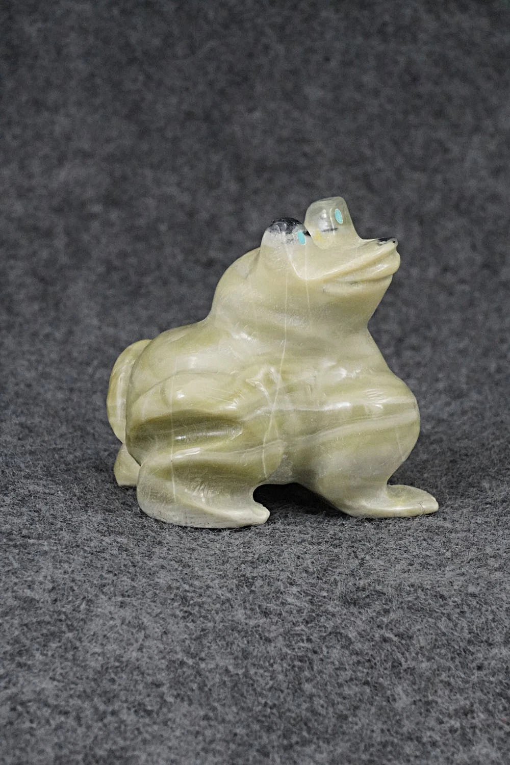 Frog Zuni Fetish Carving - Freddie Leekya