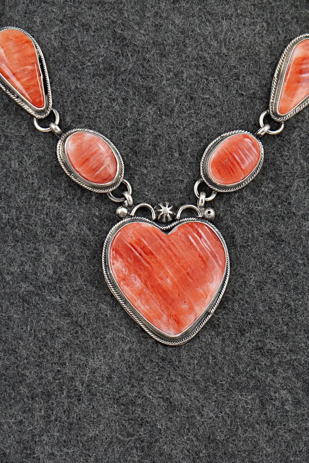 Spiny Oyster & Sterling Silver Necklace and Earrings Set - Bobby Johnson