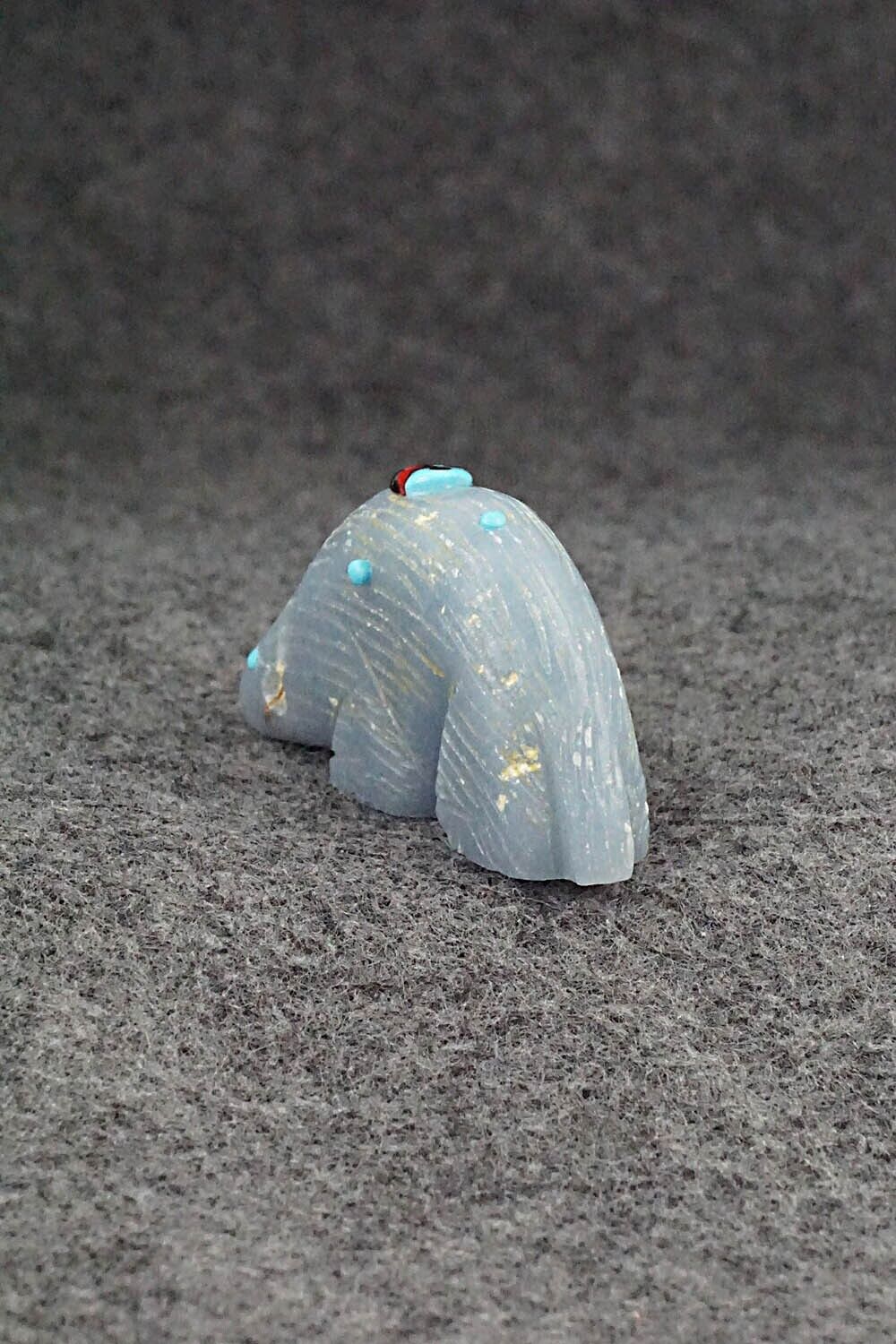 Porcupine Zuni Fetish Carving - Danette Laate