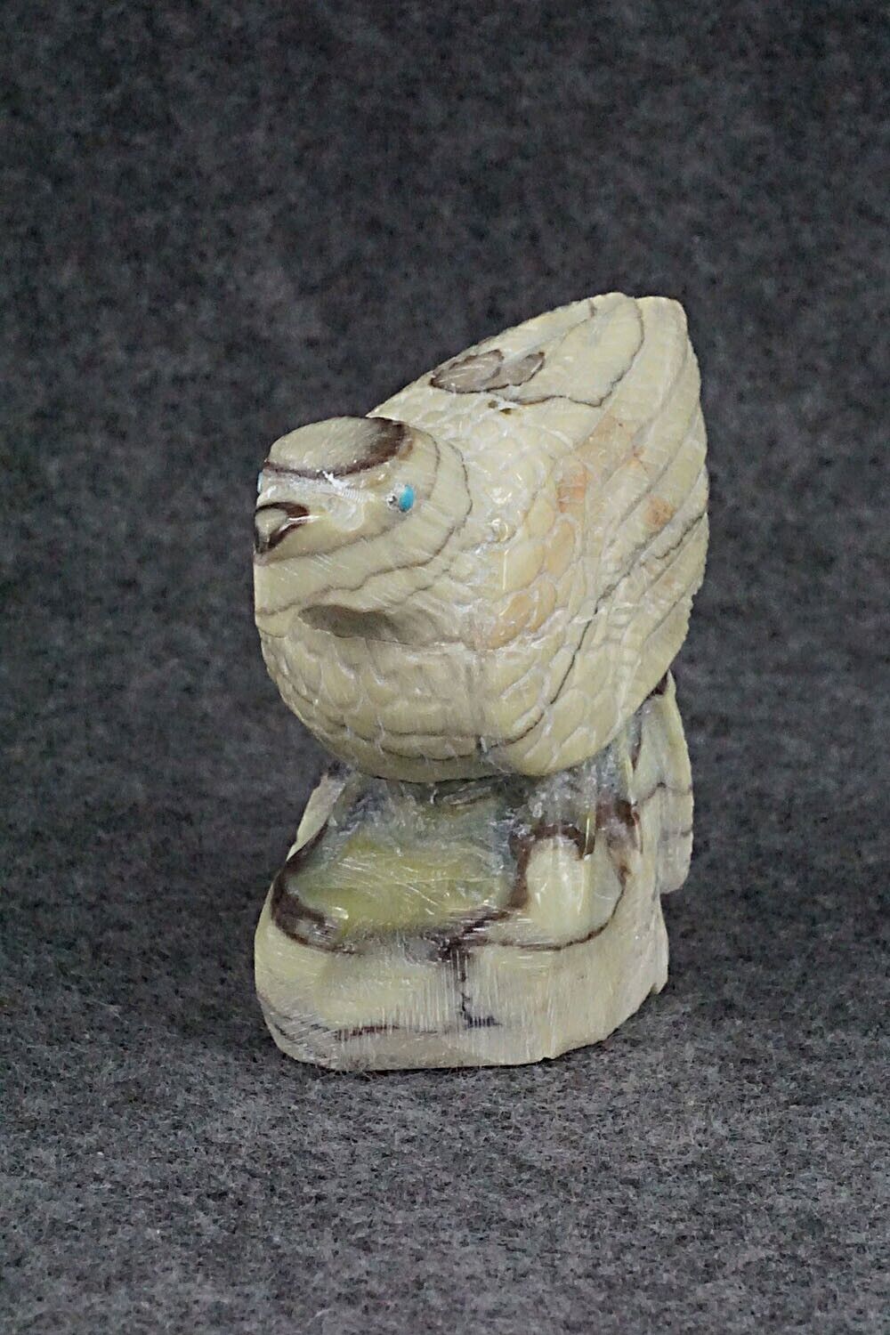 Eagle Zuni Fetish Carving - Derrick Kaamasee