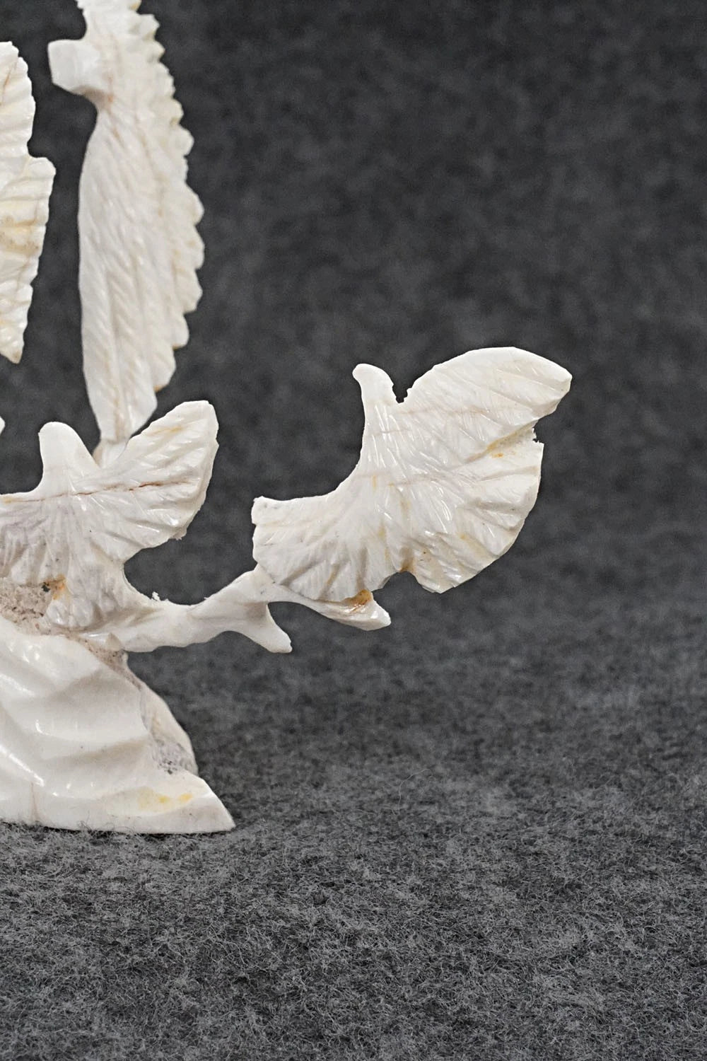 Eagle Zuni Fetish Carving - Ruben Najera