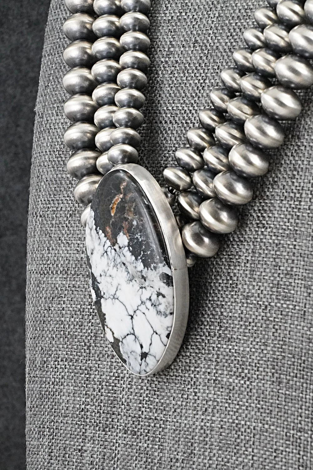 White Buffalo & Sterling Silver Navajo Pearl Necklace - Gruber & Halwood