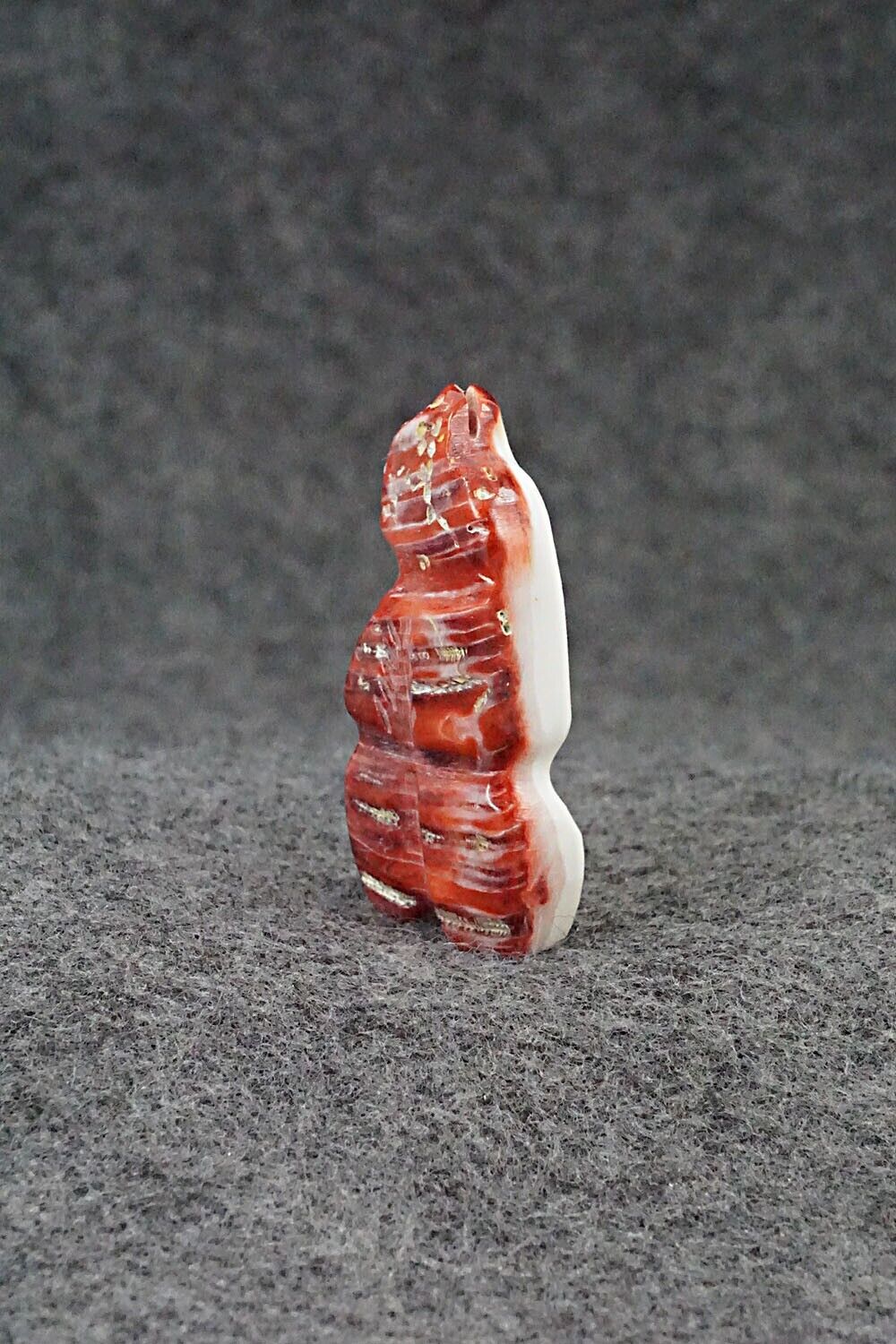Bear Zuni Fetish Carving - Danny Lonjose