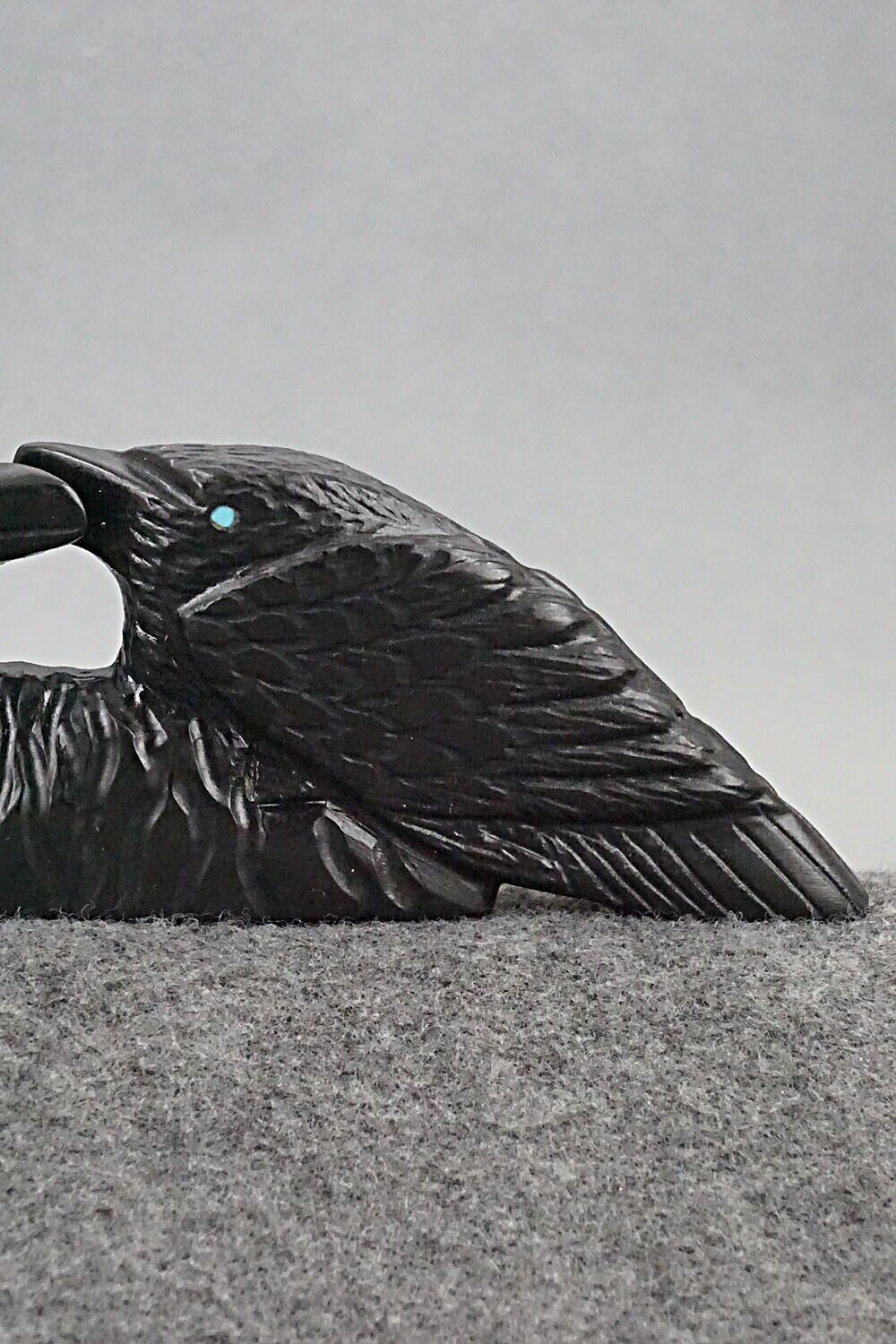 Crows Zuni Fetish Carving - Tony Mackel