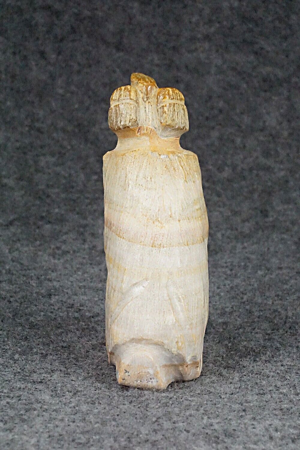 Corn Maiden Zuni Fetish Carving - Derrick Kaamasee