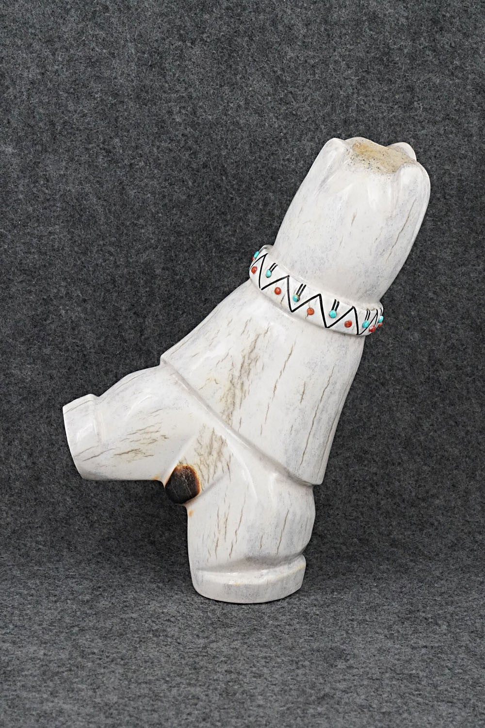 Dancing Bear Zuni Fetish Carving - Claudia Peina