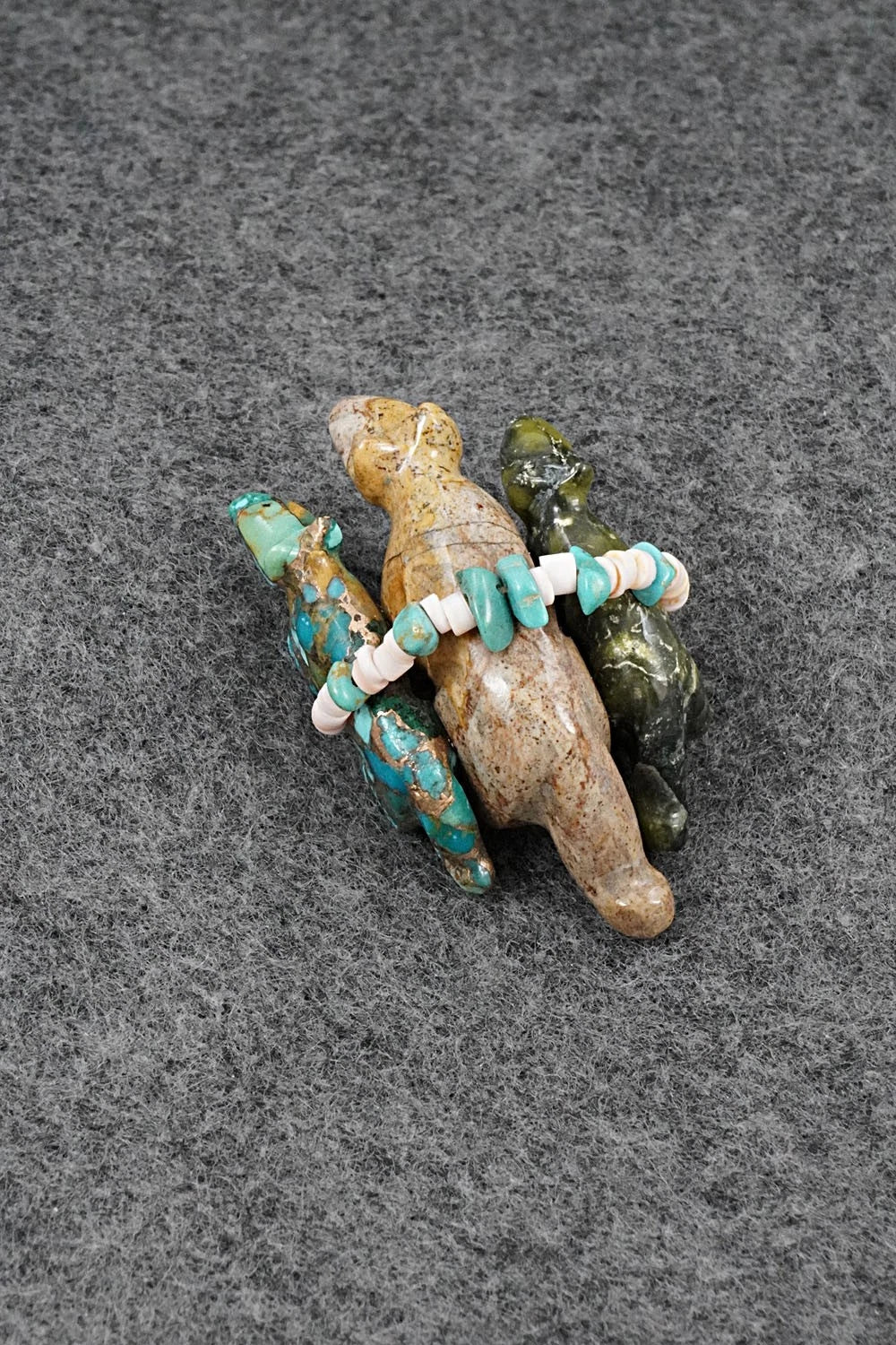 Mountain Lion Zuni Fetish Carving - Daisy Rose Leonard