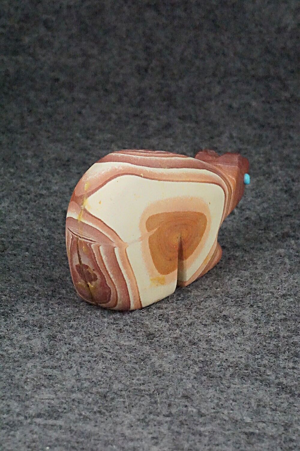 Bear Zuni Fetish Carving - Ronnie Lunasee