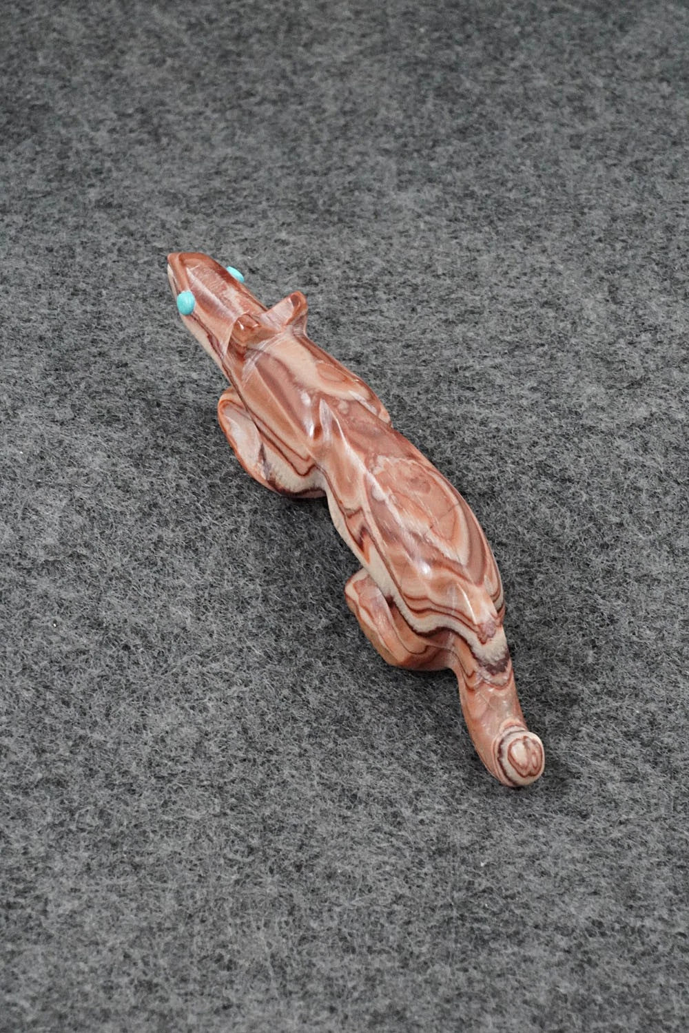 Mountain Lion Zuni Fetish Carving - Ronnie Lunasee