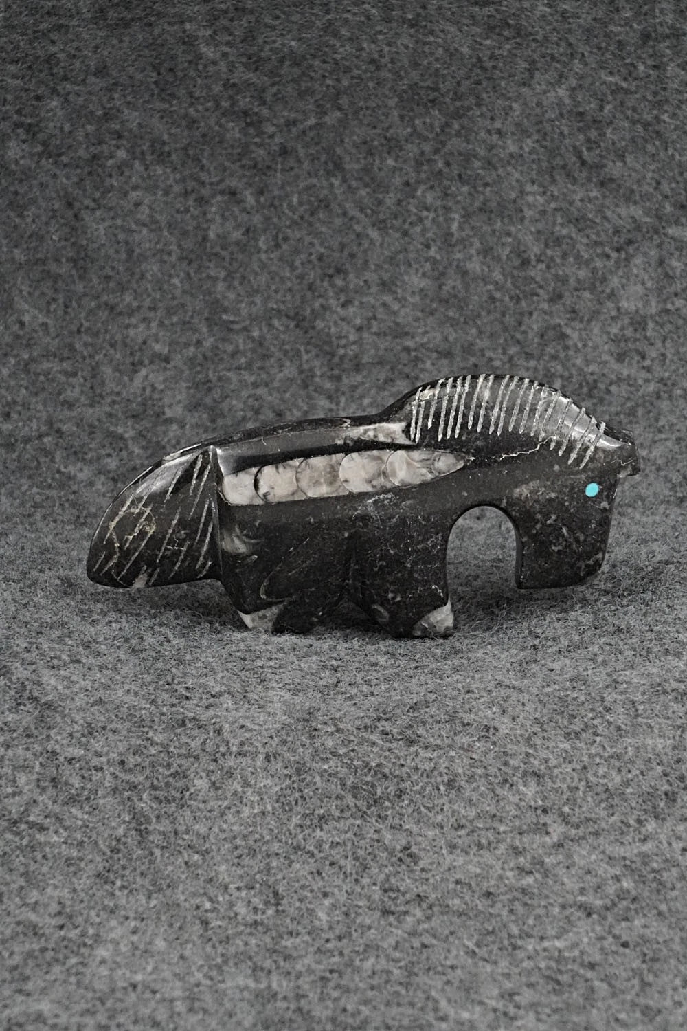 Horse Zuni Fetish Carving - Kenric Laiwakete