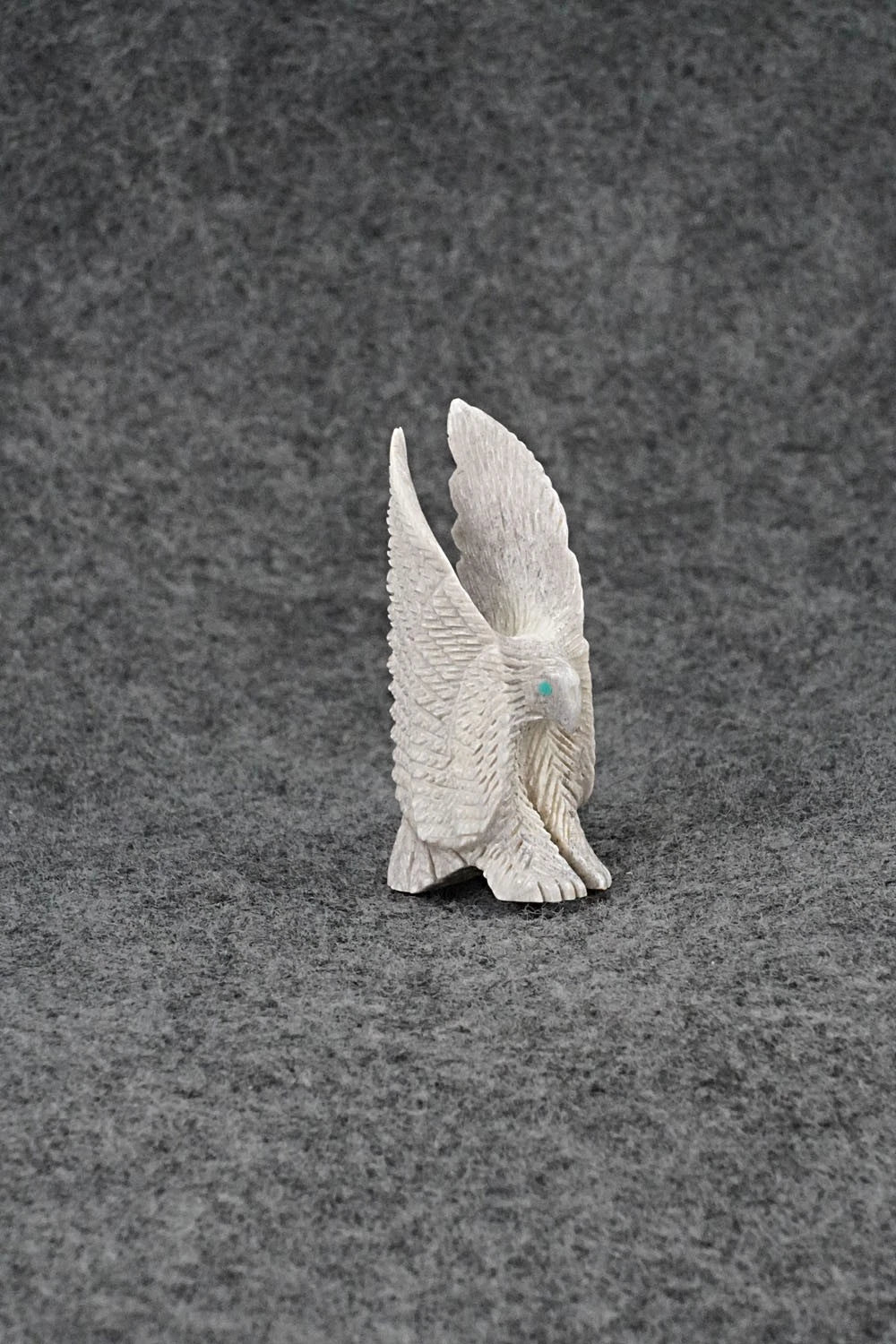 Eagle Zuni Fetish Carving - Justin Hustito