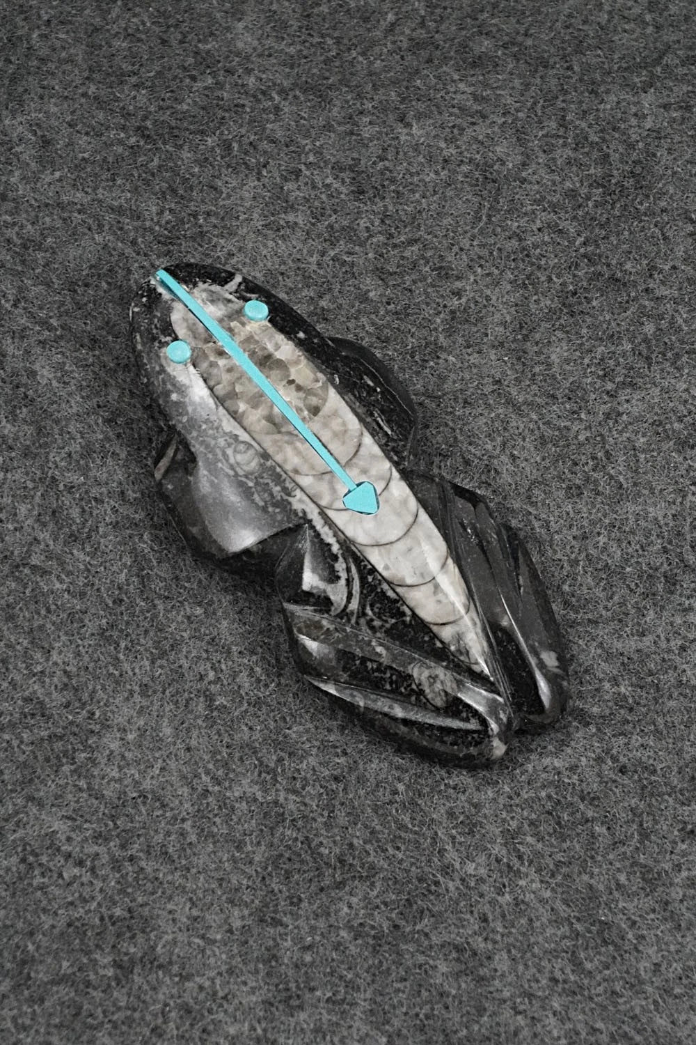 Frog Zuni Fetish Carving - Kenric Laiwakete