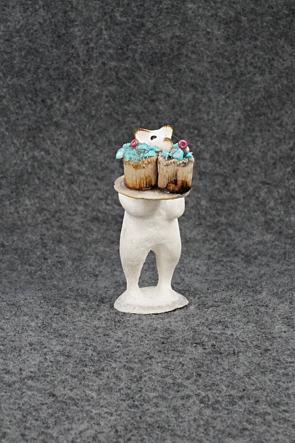 Bear Zuni Fetish Carving - Ruben Najera