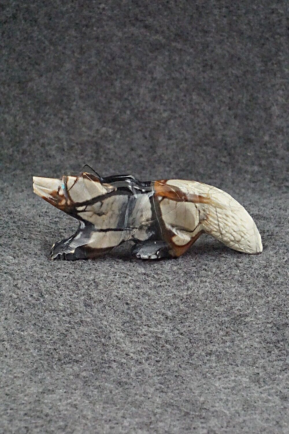 Wolf Zuni Fetish Carving - Tony Mackel