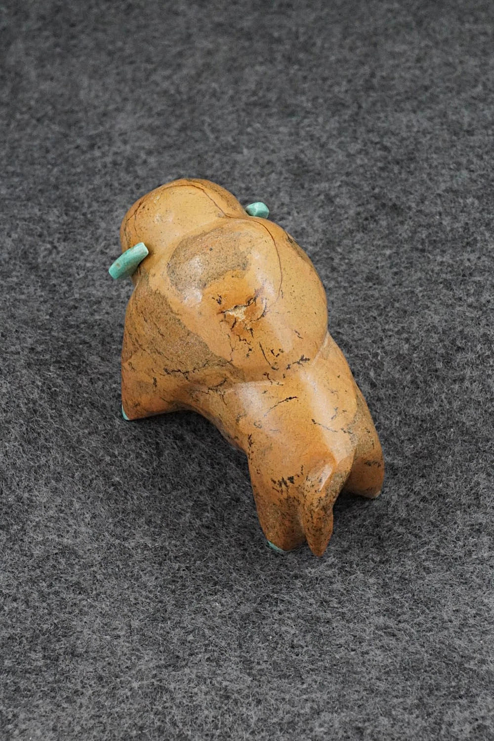 Buffalo Zuni Fetish Carving - Enrike Leekya