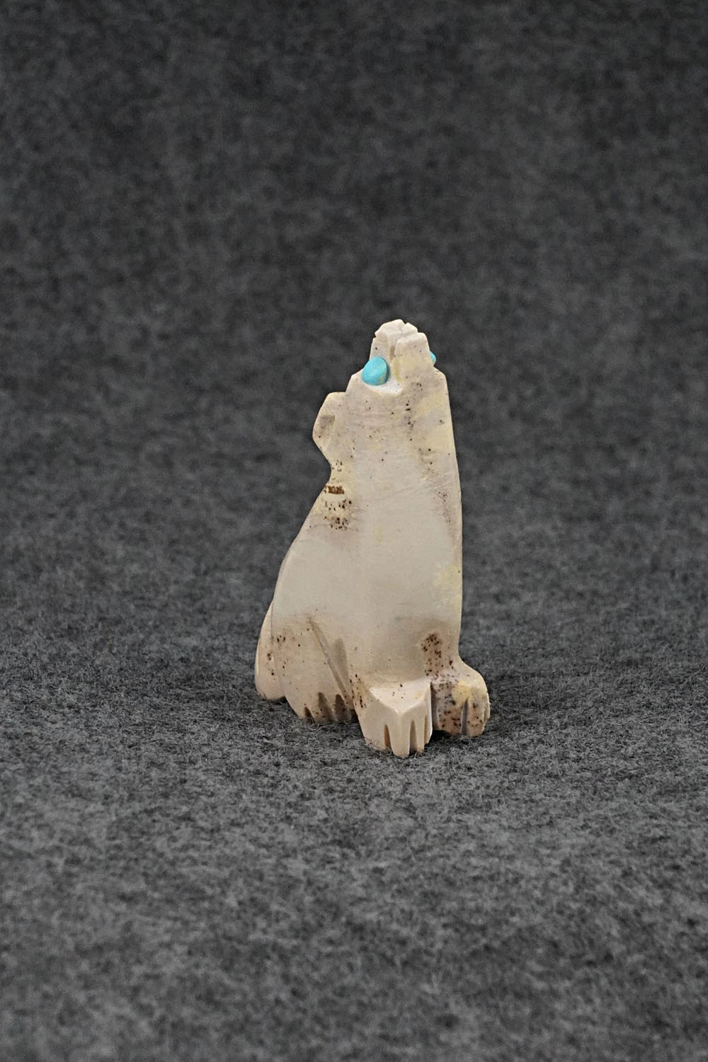 Wolf Zuni Fetish Carving - Cody Chavez