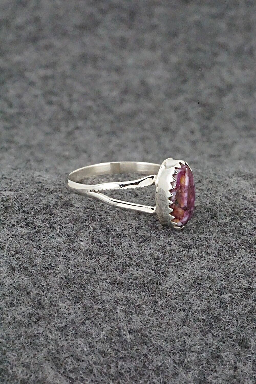 Spiny Oyster & Sterling Silver Ring - Robert Martinez - Size 8.5