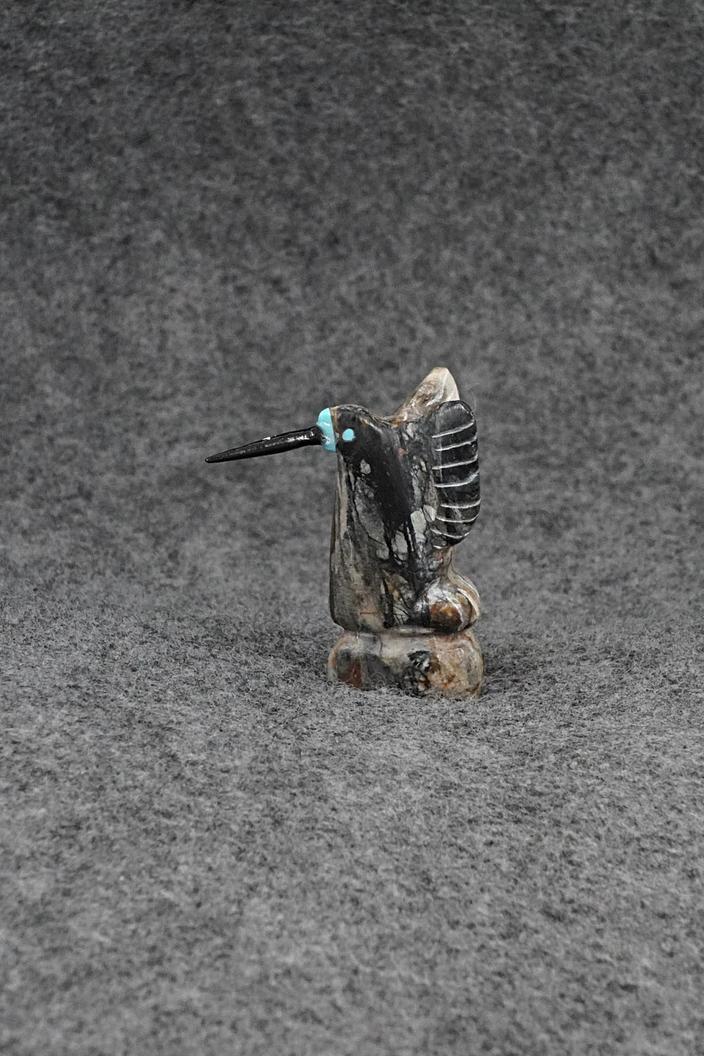 Hummingbird Zuni Fetish Carving - Justin Red Elk