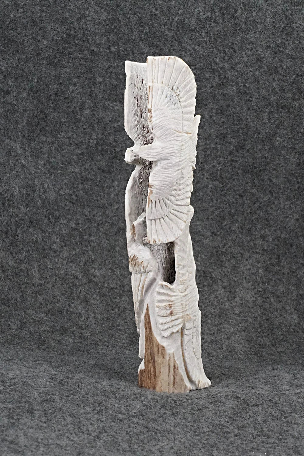 Eagles Zuni Fetish Carving - Lewis Malie
