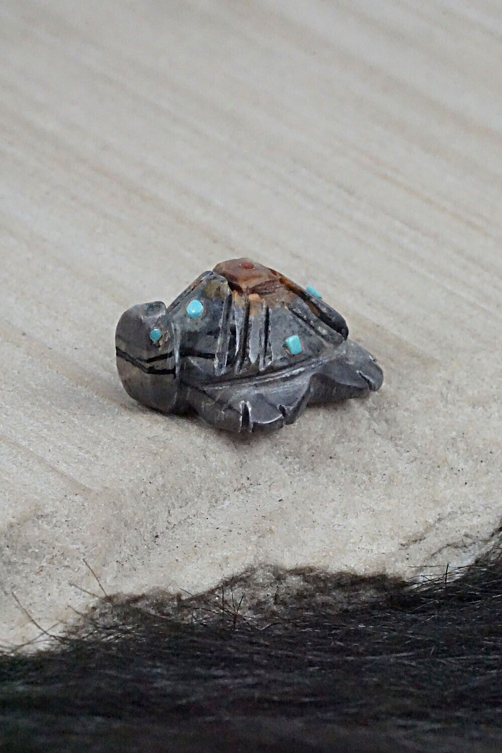 Turtle Zuni Fetish Carving - Carl Etsate