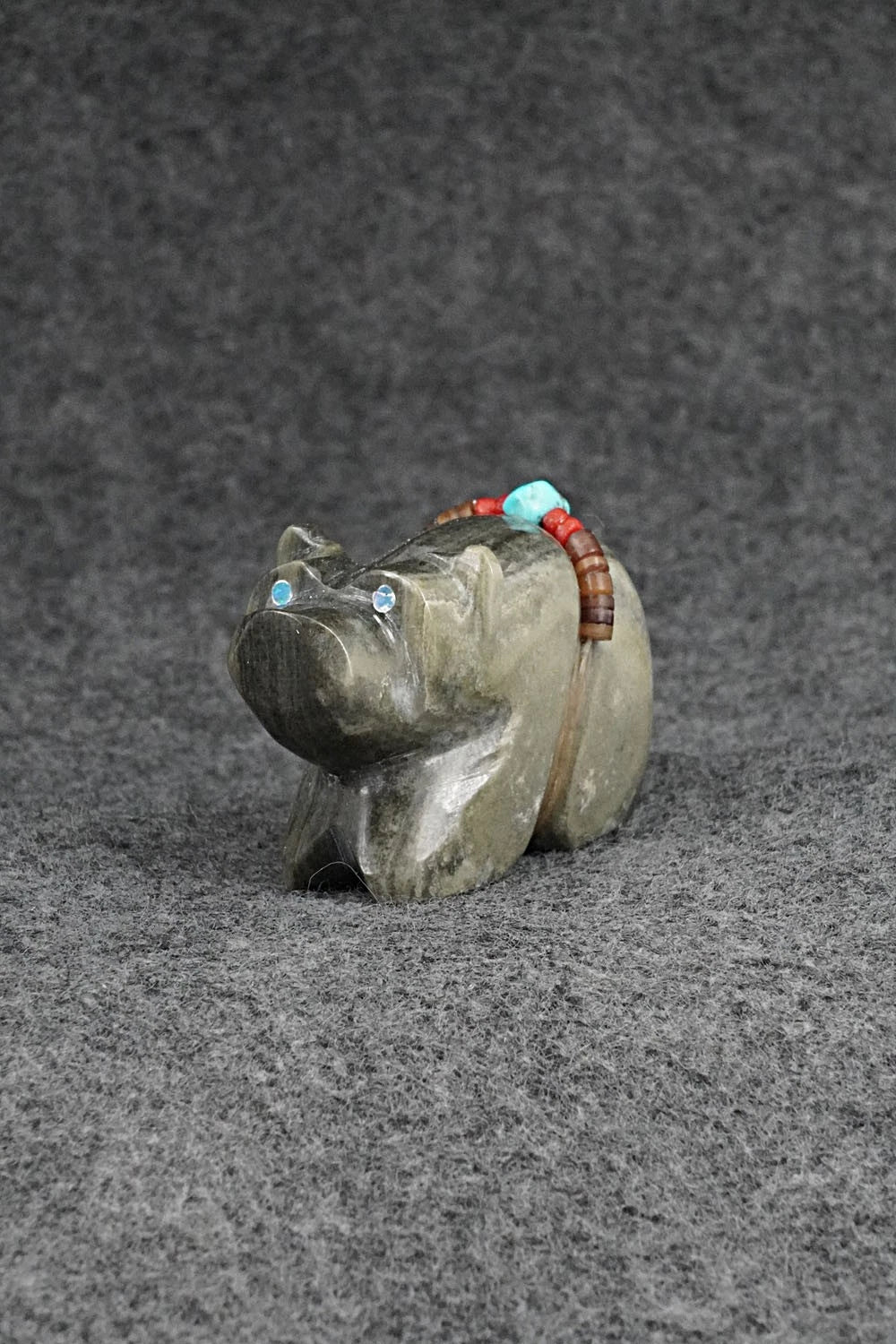 Bear Zuni Fetish Carving - Benina Kallestewa