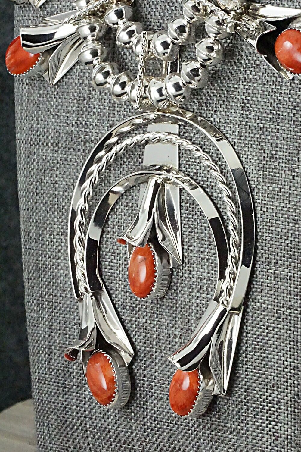 Spiny Oyster & Sterling Silver Squash Blossom Set - Louise Yazzie