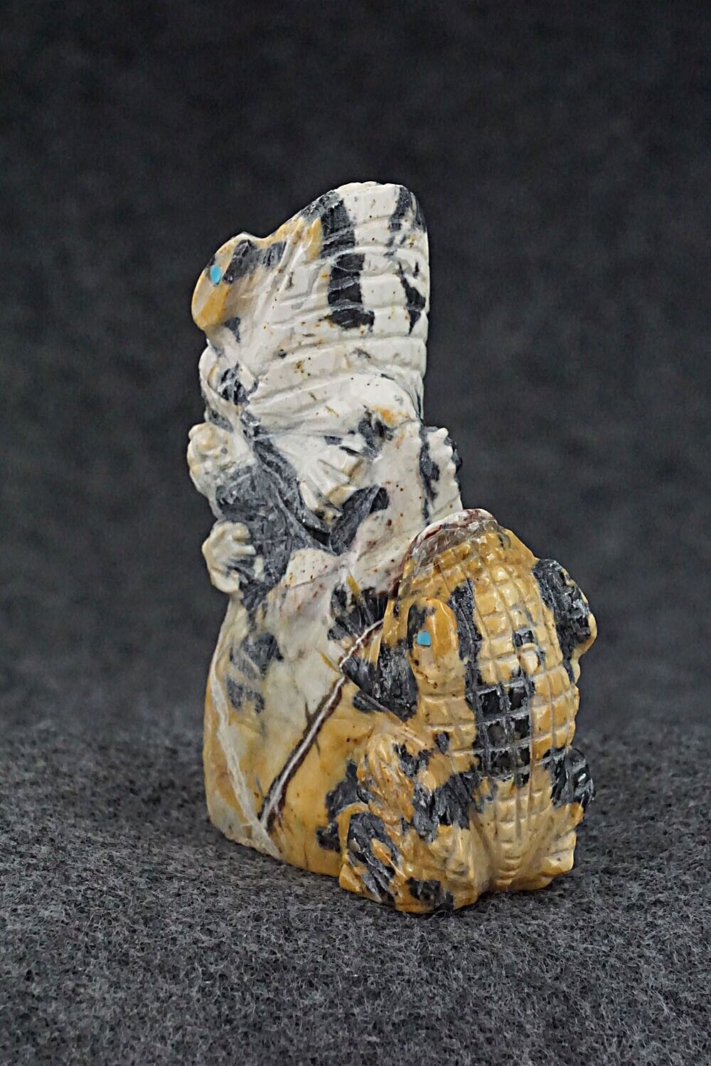 Frogs Zuni Fetish Carving - Tony Mackel