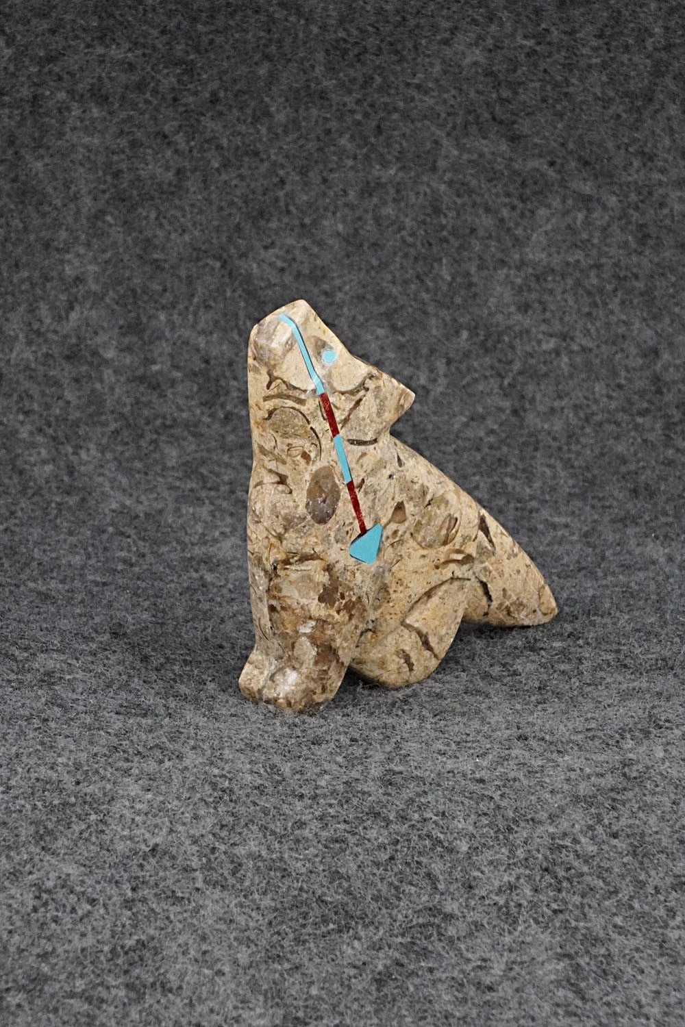 Wolf Zuni Fetish Carving - Kenric Laiwakete