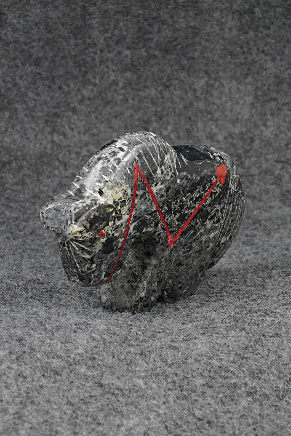 Horse Zuni Fetish Carving - Kenric Laiwakete