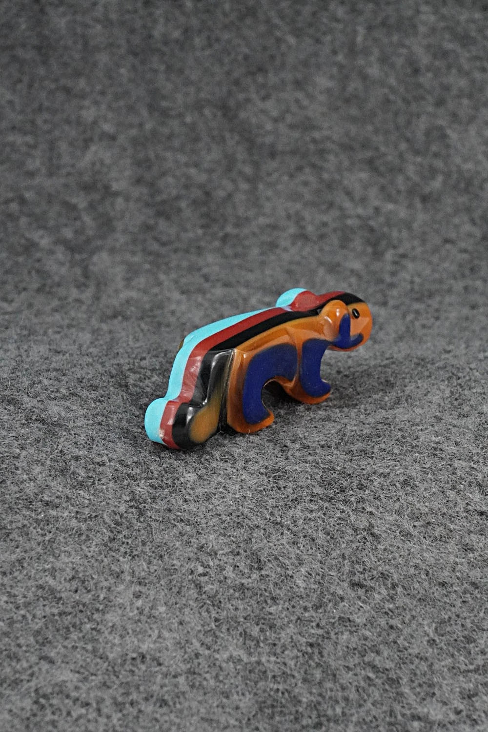 Mountain Lion Zuni Fetish Carving - Reynold Lunasee