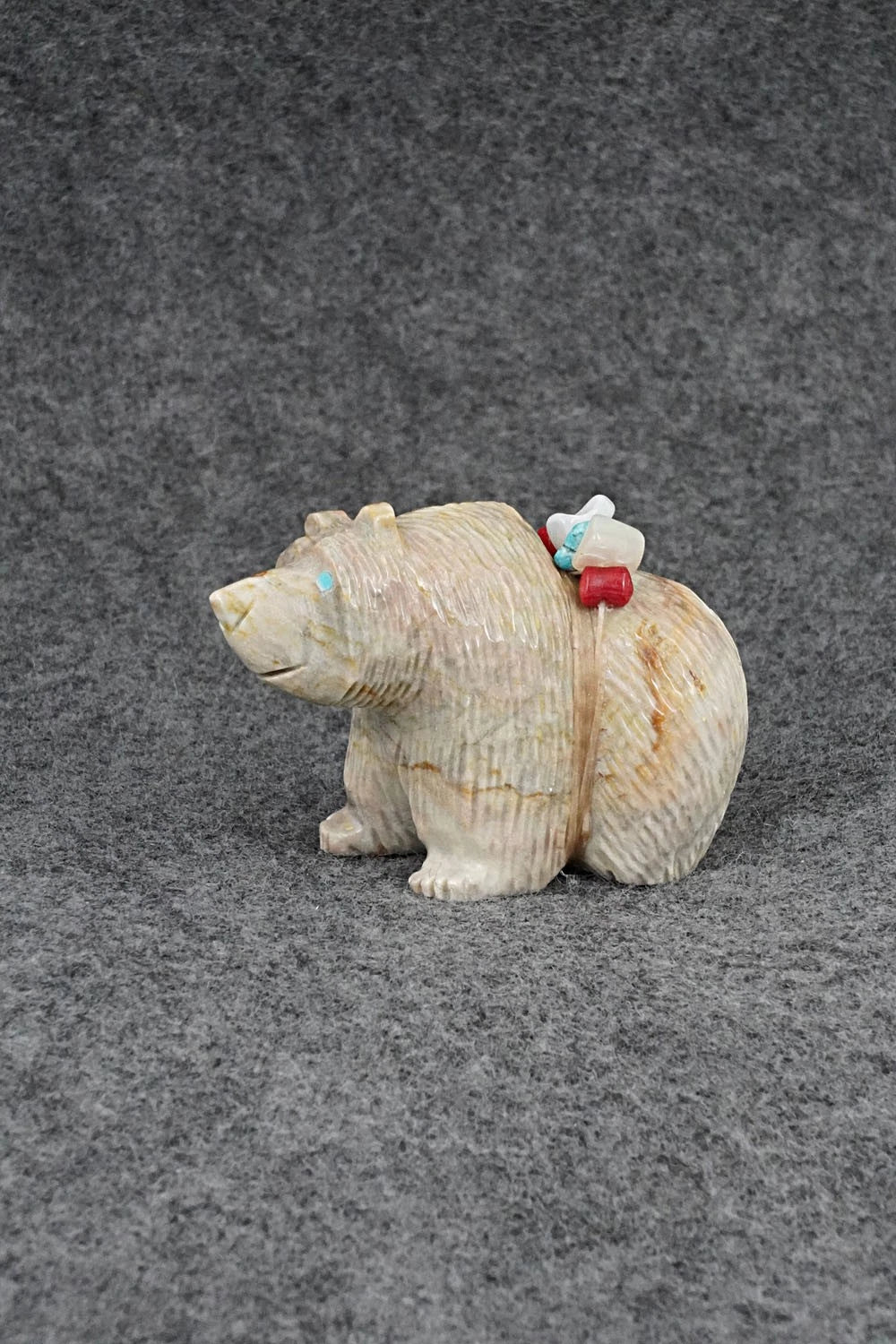 Bear Zuni Fetish Carving - Farlan & Paulette Quam
