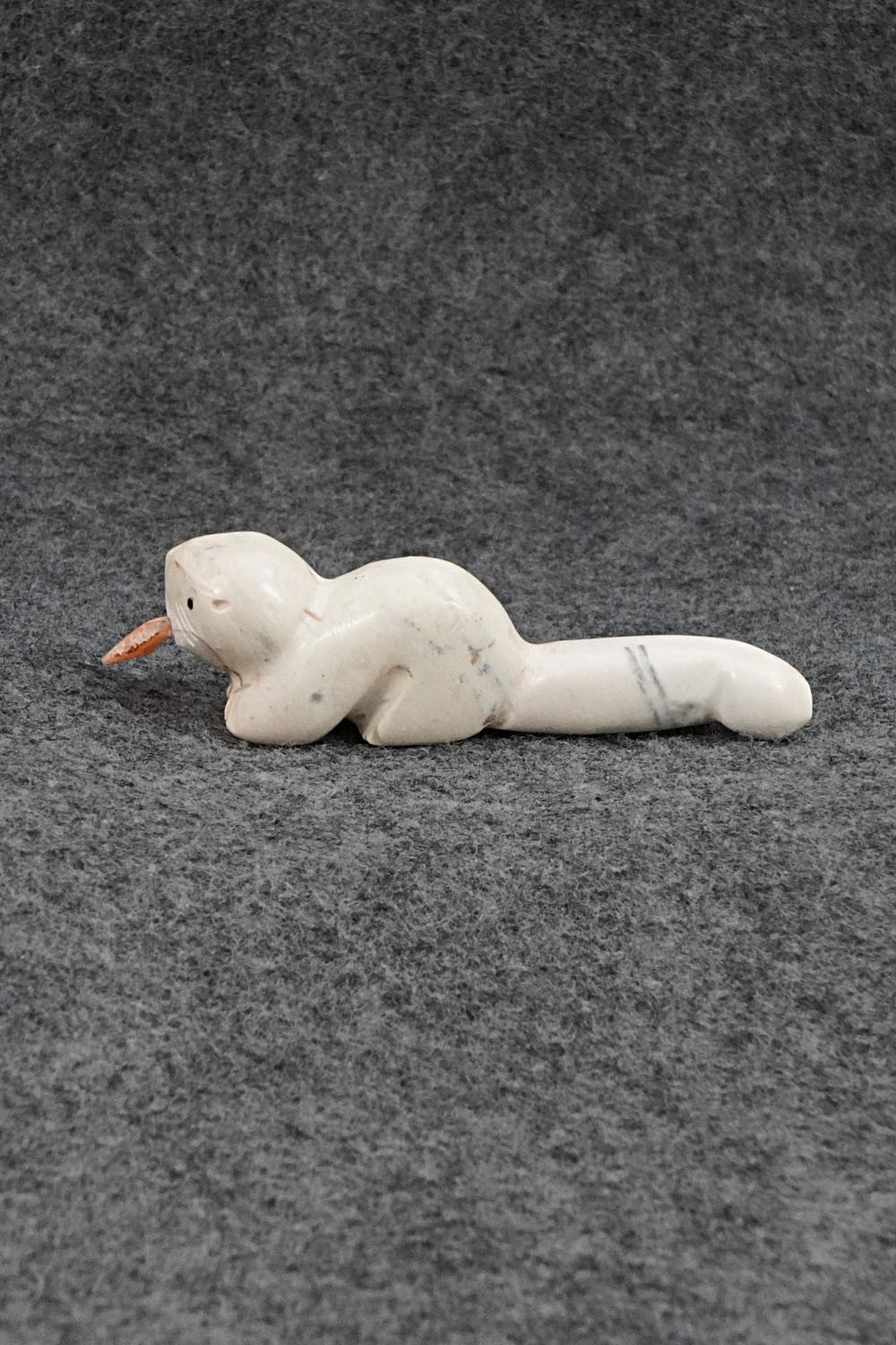 Otter Zuni Fetish Carving - Justin Red Elk