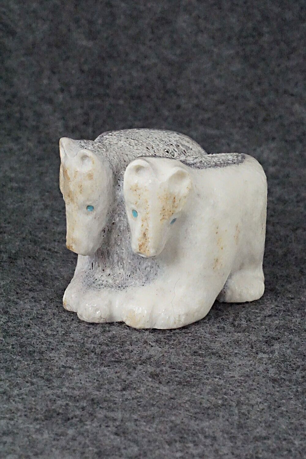 Bears Zuni Fetish Carving - Maxx Laate