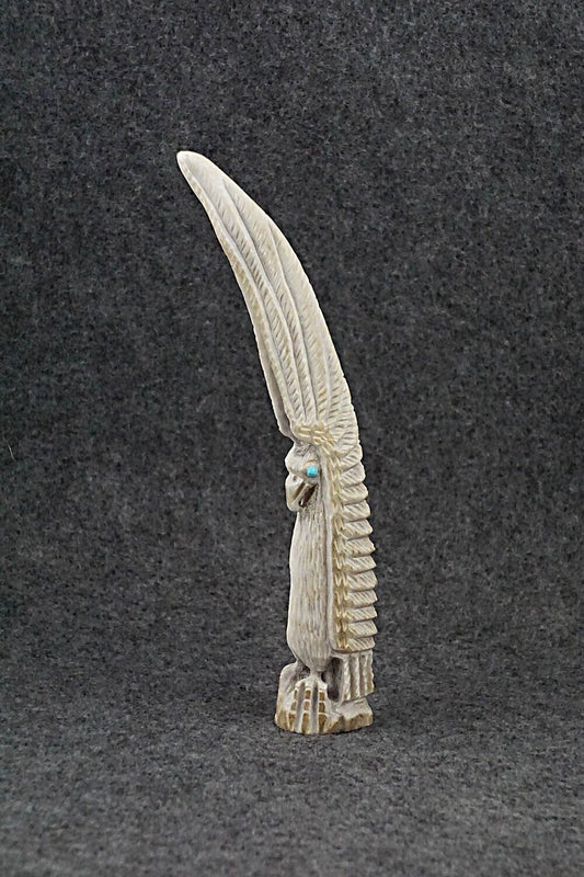 Eagle Zuni Fetish Carving - Garrick Weeka