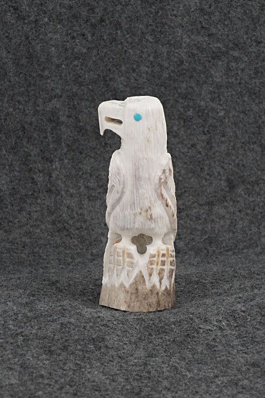 Eagle Zuni Fetish Carving - Garrick Weeka