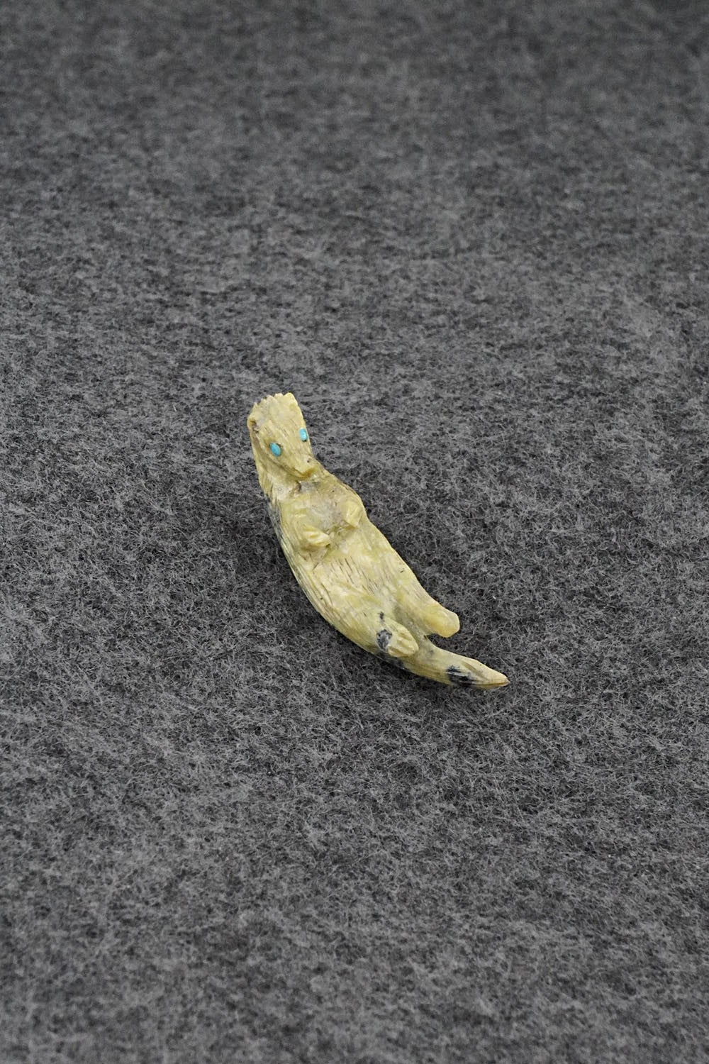Otter Zuni Fetish Carving - Lance Cheama