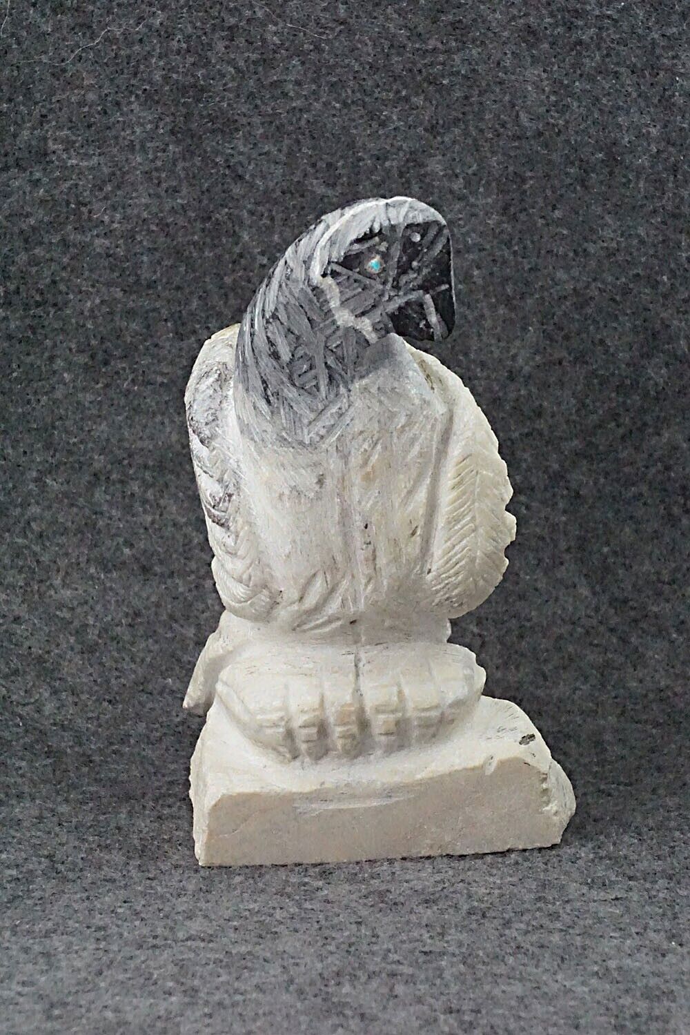 Eagle Zuni Fetish Carving - Jon Quam