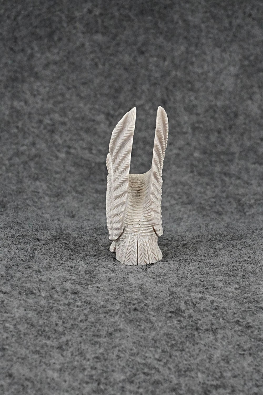 Eagle Zuni Fetish Carving - Justin Hustito
