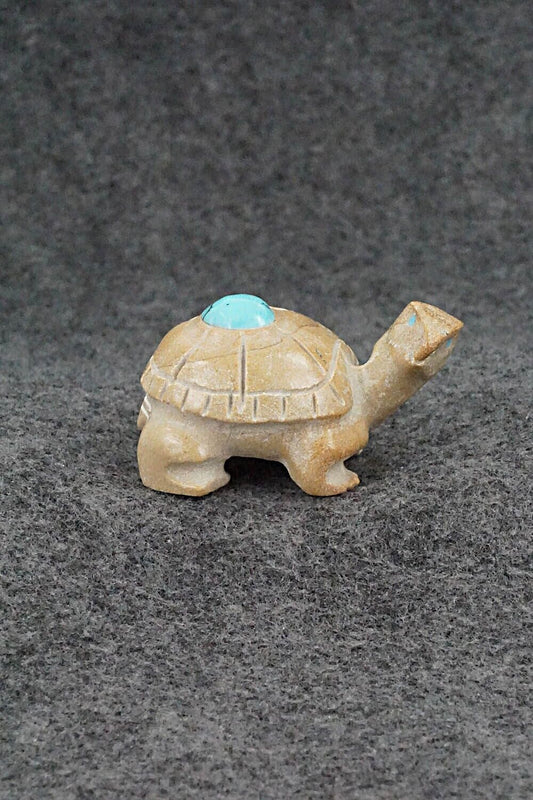 Turtle Zuni Fetish Carving - Freddie Leekya