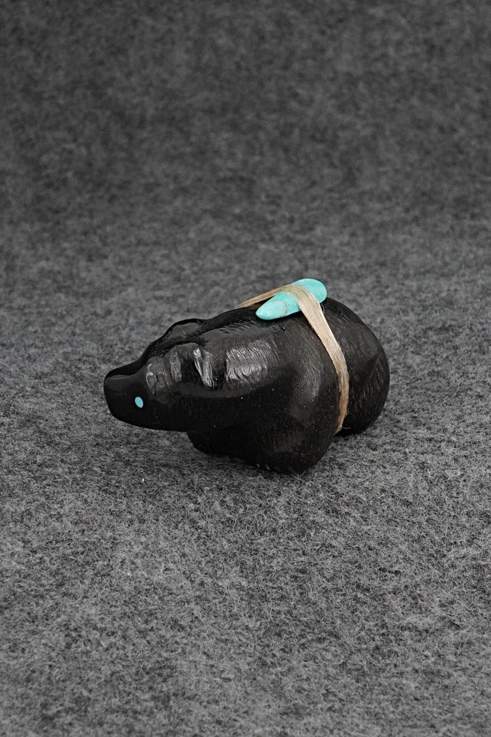 Bear Zuni Fetish Carving - Herb Halate