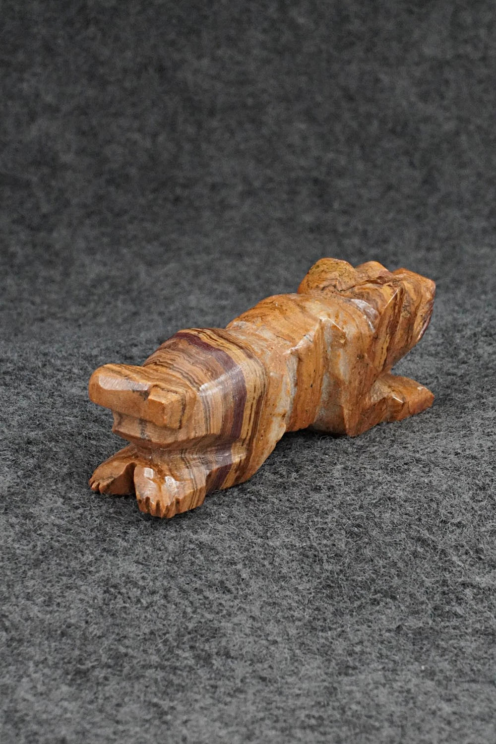 Mountain Lion Zuni Fetish Carving - Tony Mackel