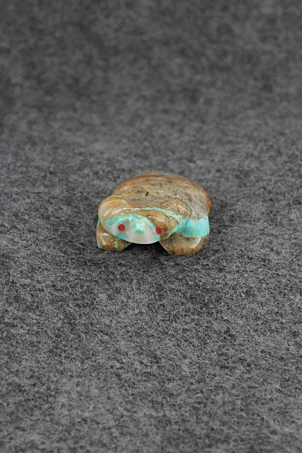 Badger Zuni Fetish Carving - Kenric Laiwakete